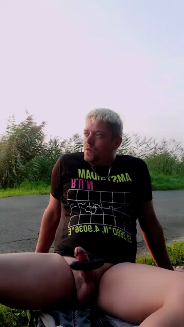 Geil32hb  07-09-2021 Recorded Video Topless